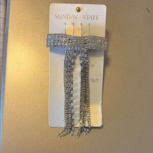 Sunday State Silver Rhinestone Hair Clip